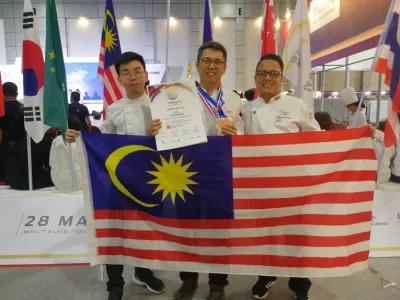 Chef Chong Wei Tzeh from the School of Hospitality Wins Silver at the Asian Pastry Chef of the Year 2019